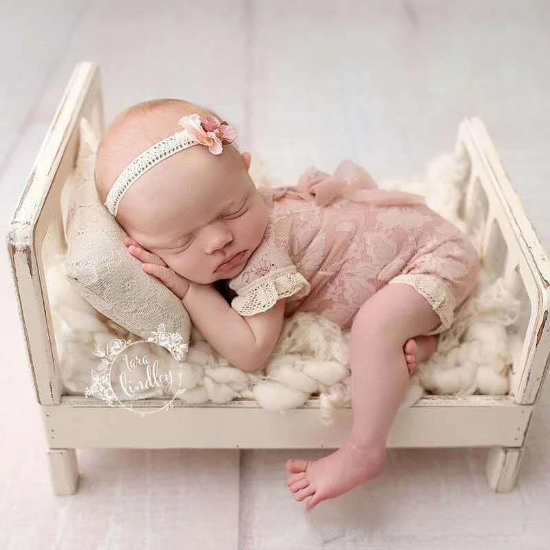 Children's Photography Props Newborn Cot Baby Growth Commemorative Baby Accessorie Small Wooden Bed Full Moon 100 Days Crib