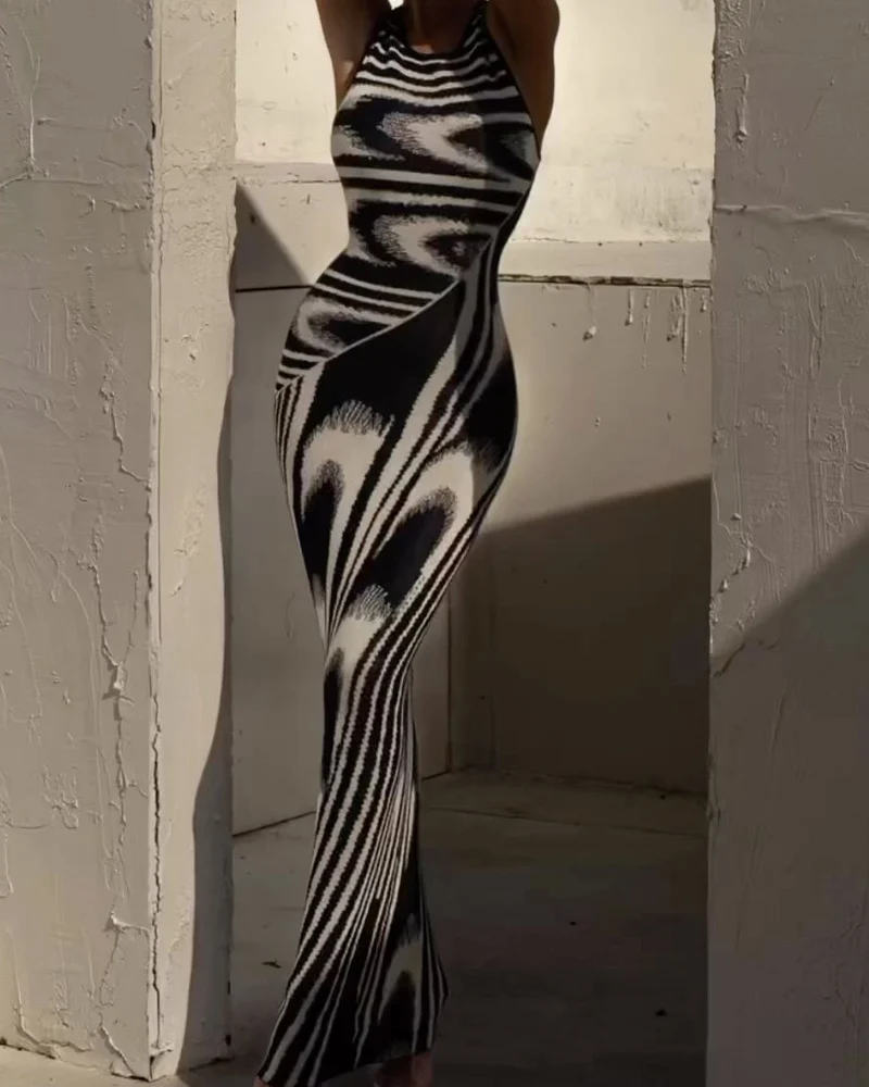 

Индивидуальное модное платье без рукавов контрастных цветов