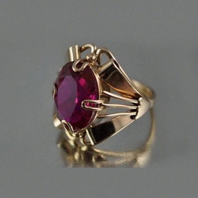 

Vintage Female Red Crystal Jewelry Charm Gold Color Big Wedding Rings for Women Luxury Oval Zircon Stone Bride Engagement Ring