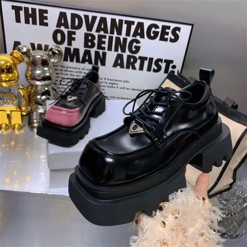 Лоферы новинка весны 2024 женская кожаная обувь в британском стиле на толстой