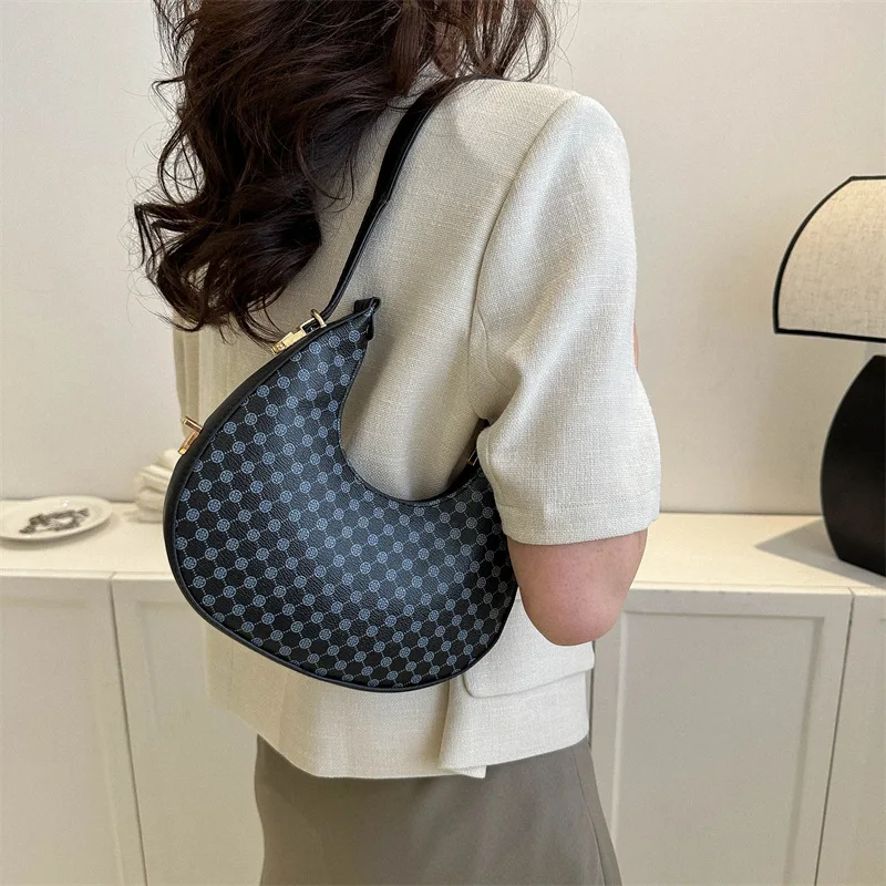 French Underarm Women's Presbyopic Crescent-Shaped Niche Texture Saddle 2023 New Versatile Handheld Shoulder Bag