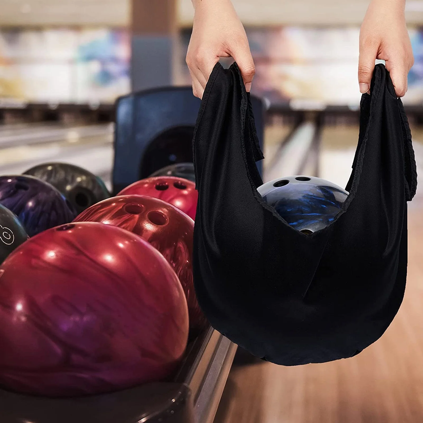 

Bowling Ball Carrier Bag Microfiber Bowling Ball Polisher Cleaner Bowling Ball Cleaning Bag Towel Wiping Cloth Bowling Accessory