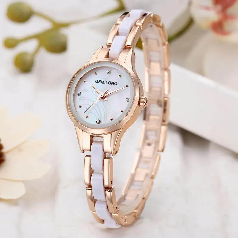 Waterproof trend watch female four-leaf clover waterproof simple ladies student fashion new bracelet female watch Korean girl