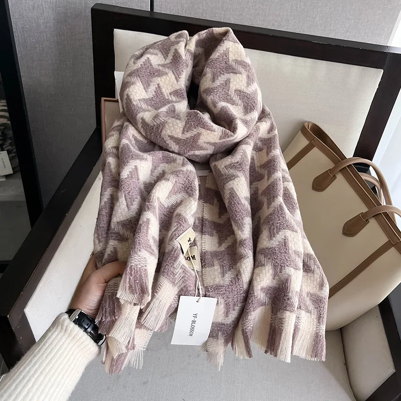 Рисунок 2 - 2023 корейский Клетчатый имитация