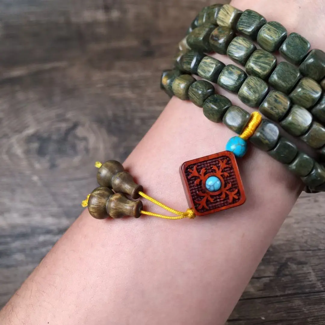 UMQ аргентинские старые материалы кубические бусины для сахара 108 зеленые