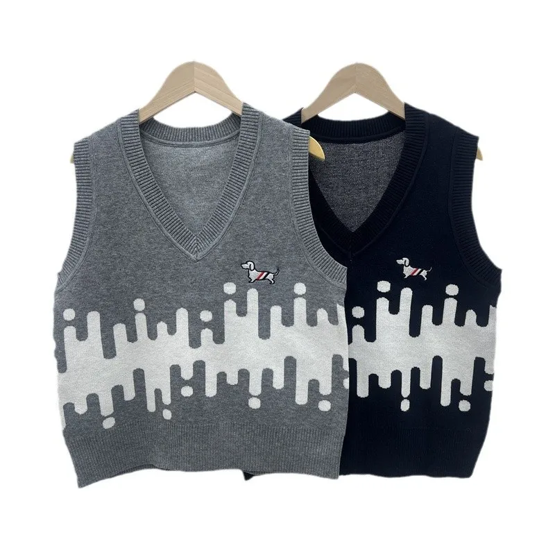 Весенне-осенний новый жилет с капюшоном в студенческом стиле v-образным вырезом и