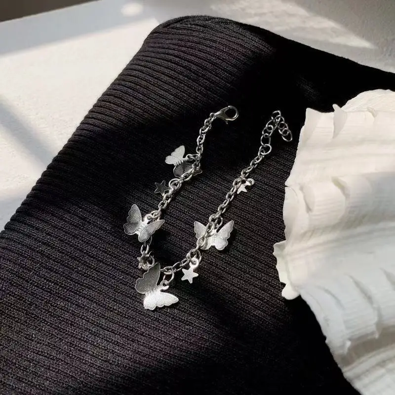 

Anime tian guan ci fu Butterfly Bracelet Simple Girls Sweet Butterfly Pendant Charm Bracelets Hand Jewelry Gifts For Women