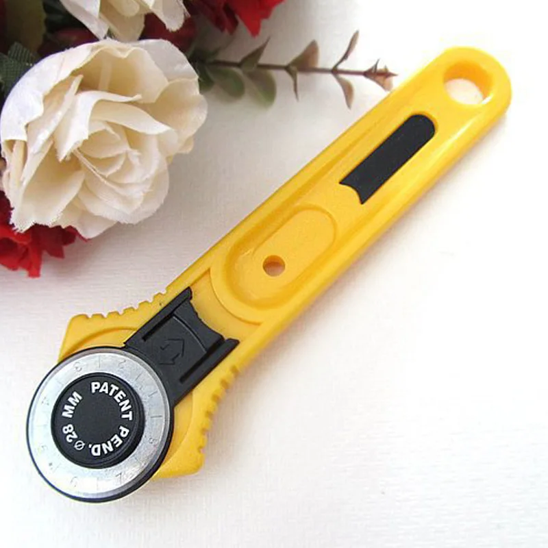 Roller Wheel Round Knife Cloth Rotary Cutter Arts Crafts DIY Patchwork Sewing Accessories Leather Paper Fabric Cutting Tool