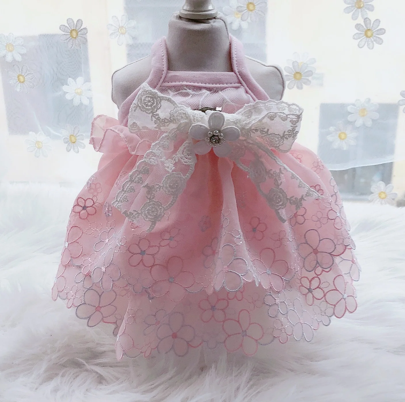 

Princess Dog Cat Dress Tutu Flowers Lace Design Pet Puppy Skirt Spring/Summer Clothes Outfit 5 Sizes 2 Colours