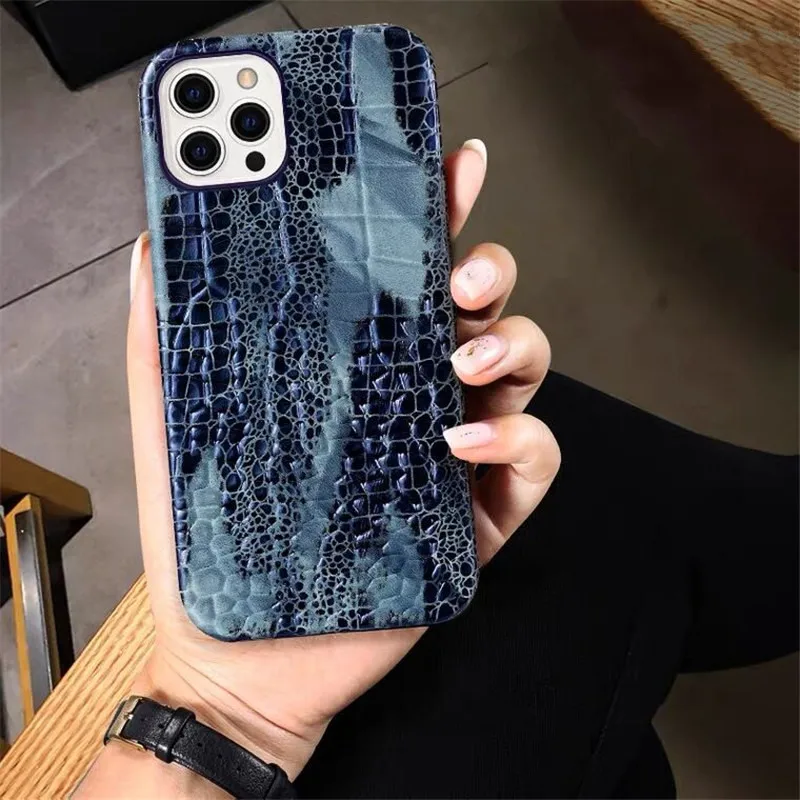 Genuine Leather Crocodile Case for iPhone 14 Pro Max Plus 13 12 Retro Illusion Business Back Cover