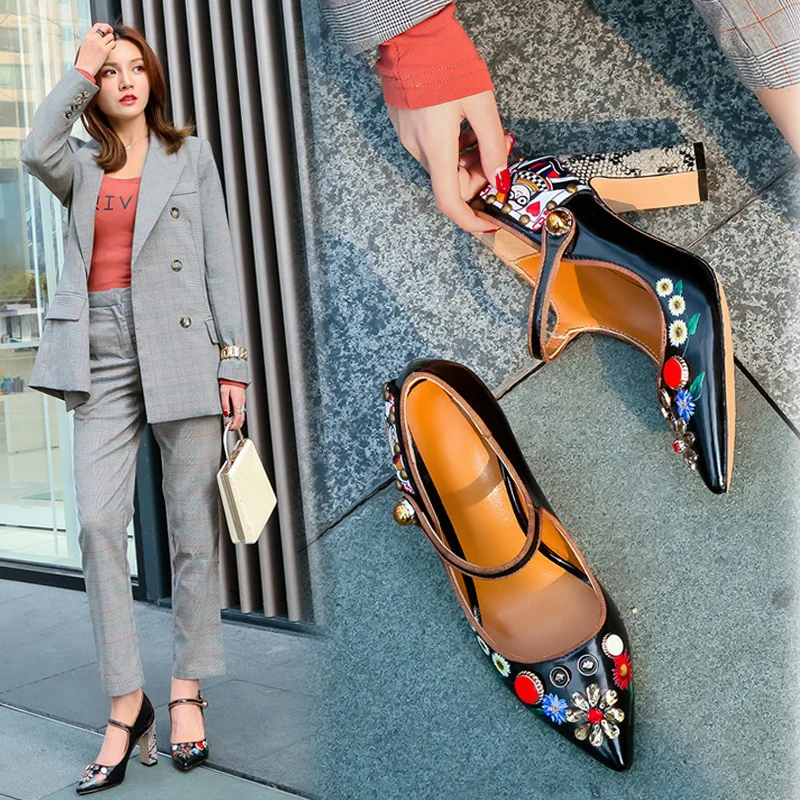 Туфли-лодочки женские из лакированной кожи с острым носком на толстом высоком