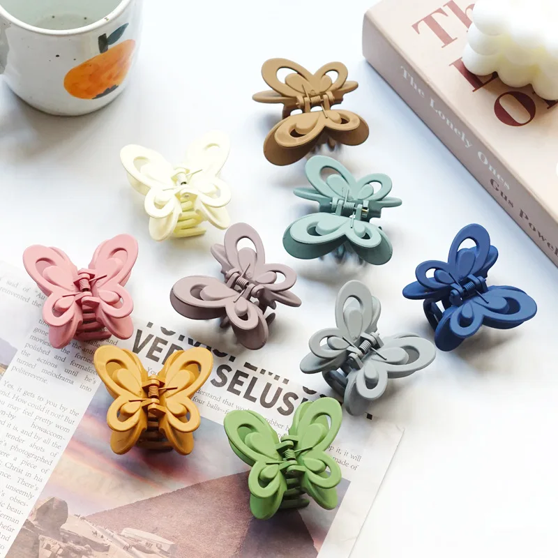

New Fashion Frosted Acrylic Hollow Butterfly Hairpin Hair Claw Barrettes for Women Girl Accessories Headwear Wholesale