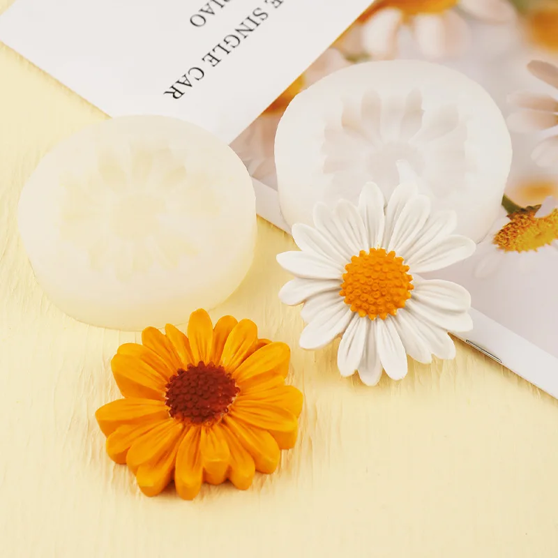 Силиконовая форма для ароматизированной свечи с 3D маргаритками сделай сам