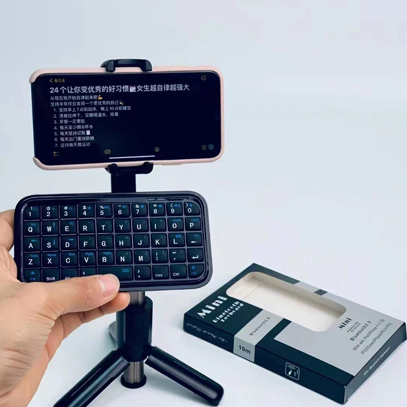 Фото Мини-клавиатура с перезаряжаемым аккумулятором Type-C, Bluetooth 3.0, тонкая беспроводная карманная клавиатура, портативная клавиатура с 49 клавишами для планшетов и смартфонов №1