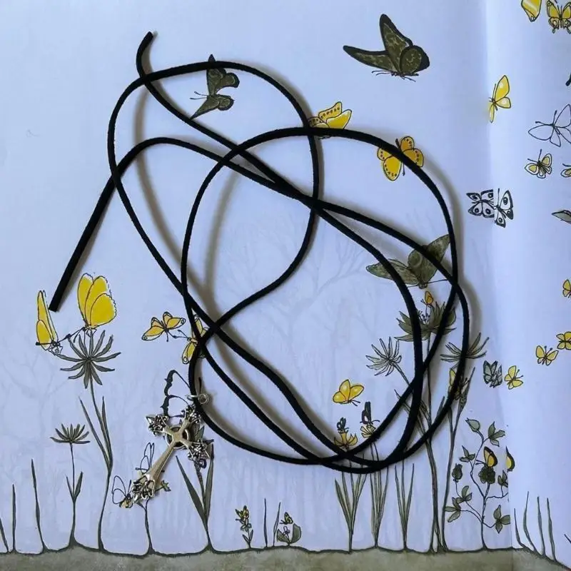 31 кД -поперечный галстук CHOKER CRESS CREAS |