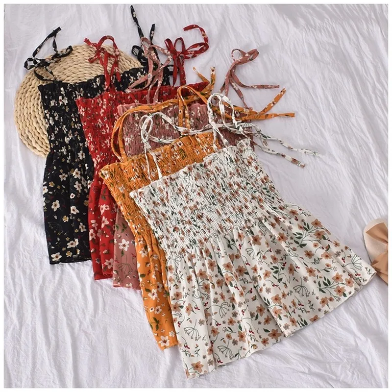 Топ женский летний без бретелек с оборками эластичным краем |