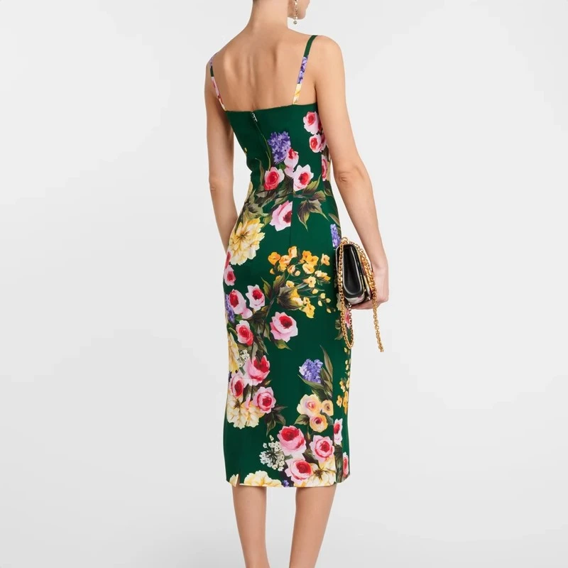 Женское платье с открытой спиной эластичное и наплечным ремнем весна-лето 2024