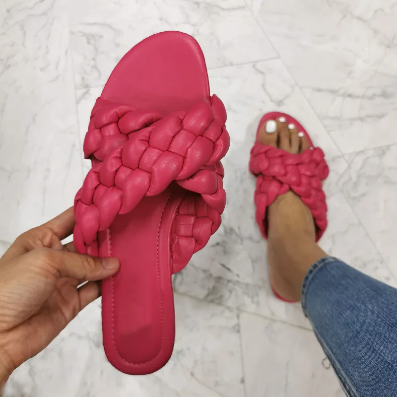 

Women Sandals for 2022 Fahion Outside Slides Shoes Woven Style Cross-surface Flat Sandals Large Size Leather Woman Summer Slides