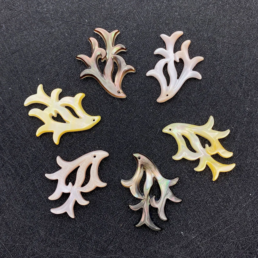 

Natural Shell Water Plant Shaped Pendant Elegant Ladies DIY Fashion Jewelry Accessories Necklace Earrings Bracelet 21x30mm