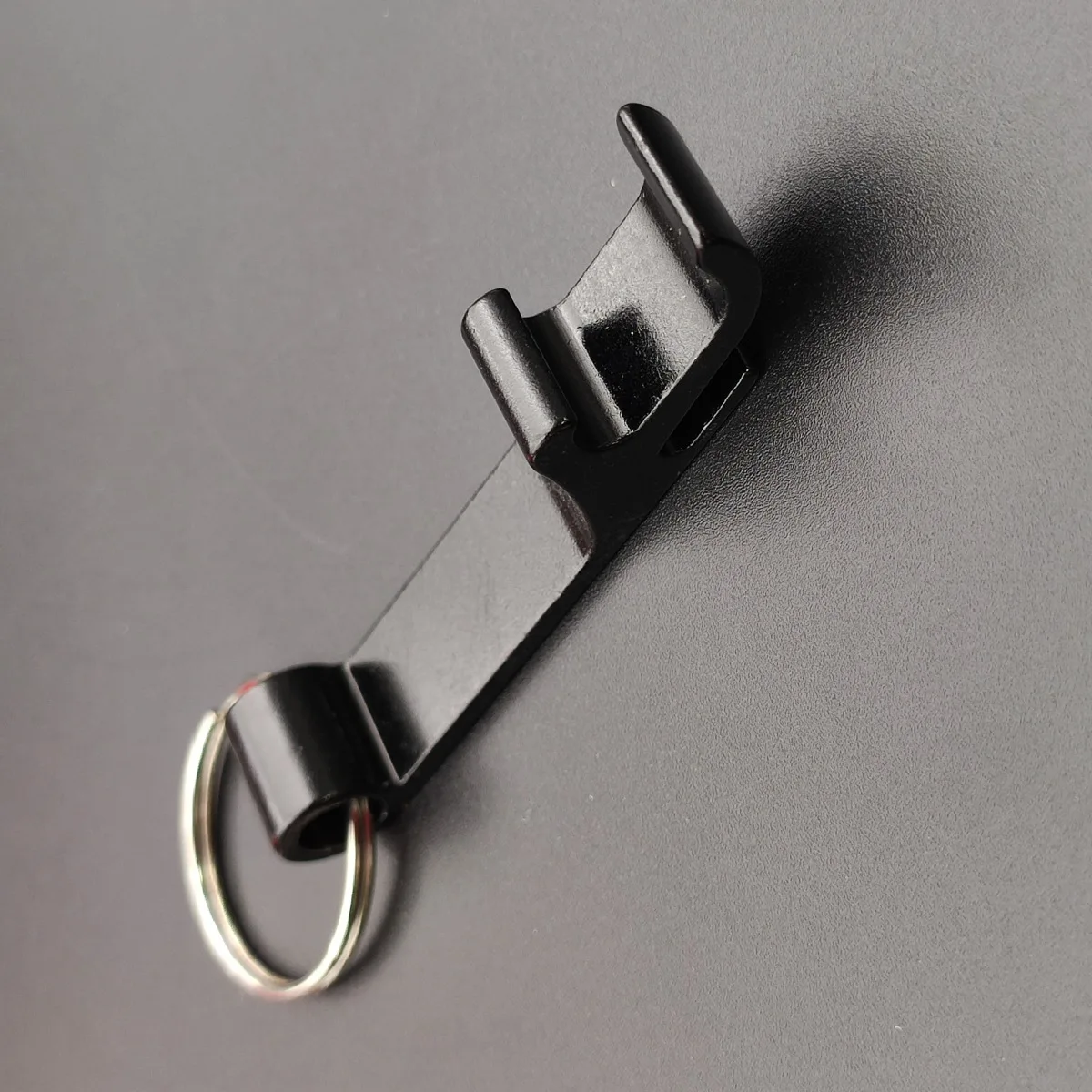 

Металлический брелок-открывалка KY1461