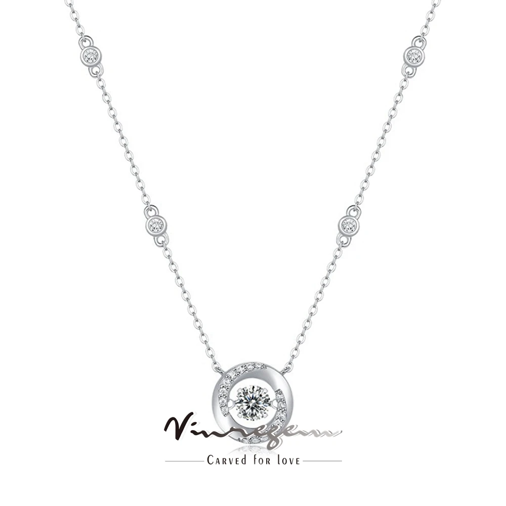 

Vinregem 18K Gold Plated VVS1 5MM D Color Real Moissanite Diamond Sparkling Pendant Necklace 925 Sterling Silver Fine Jewelry