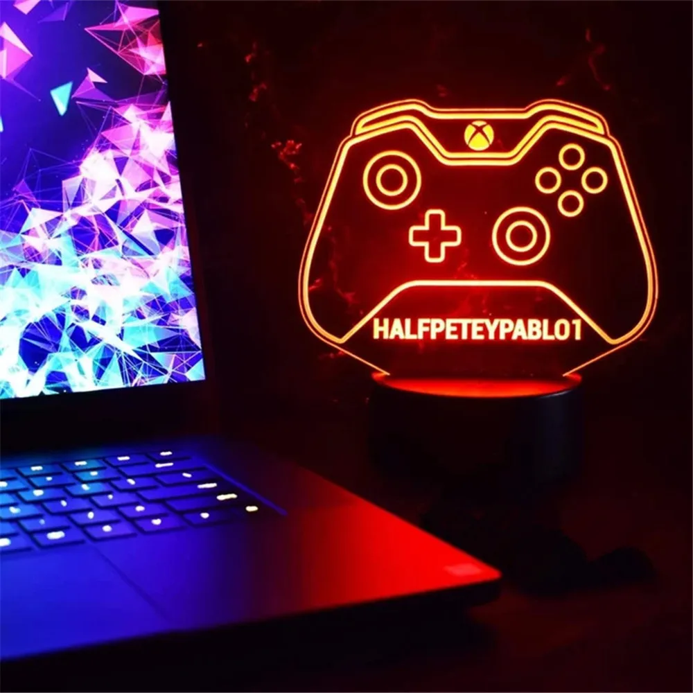 Фото Пользовательская геймерская бирка, контроллер Xbox, ранняя версия, персонализированная лазерная гравировка имени, RGB-лампа для украшения игровой комнаты, 19 шрифтов №2