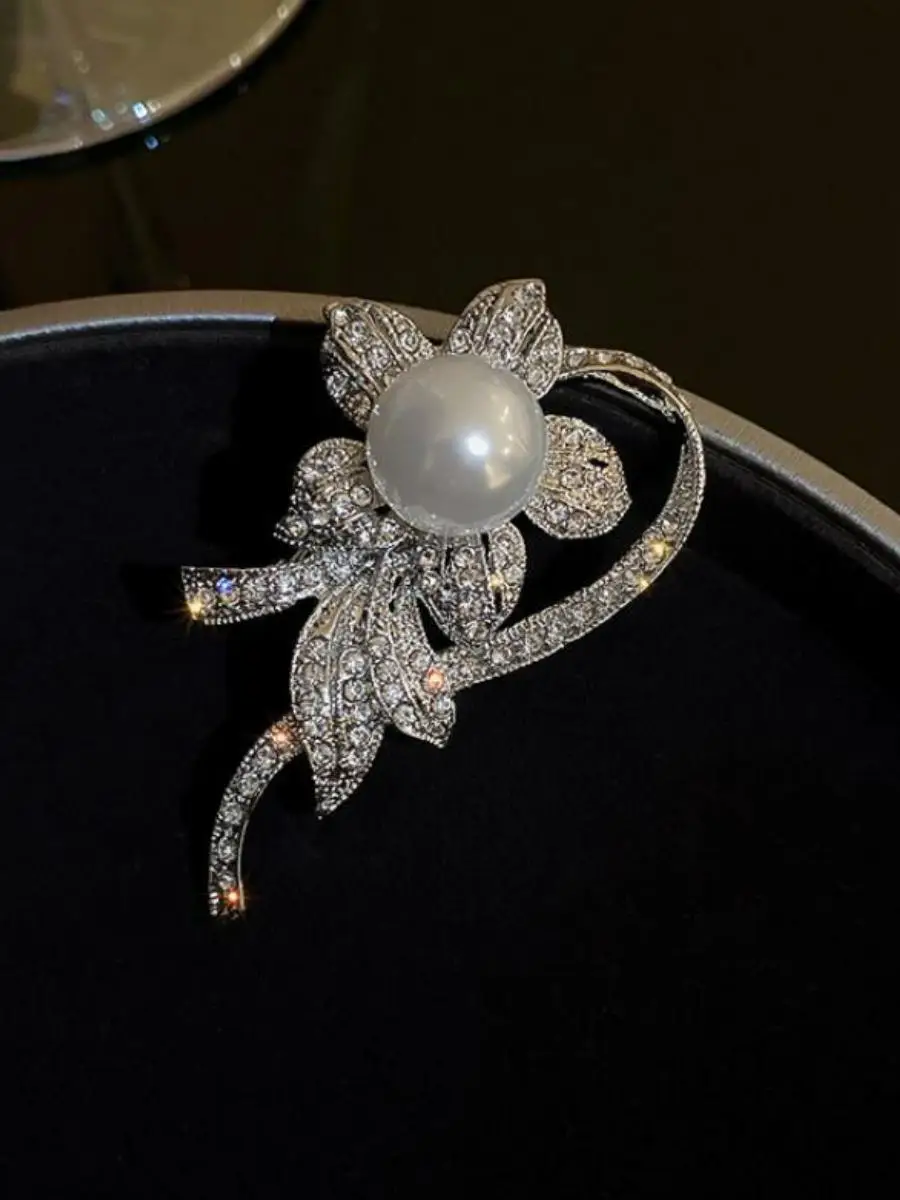 South korea Diamond Pearl Flower Silver Brooch Fashion Creative Corsage Personali Temperament Internet Celebri Ac...