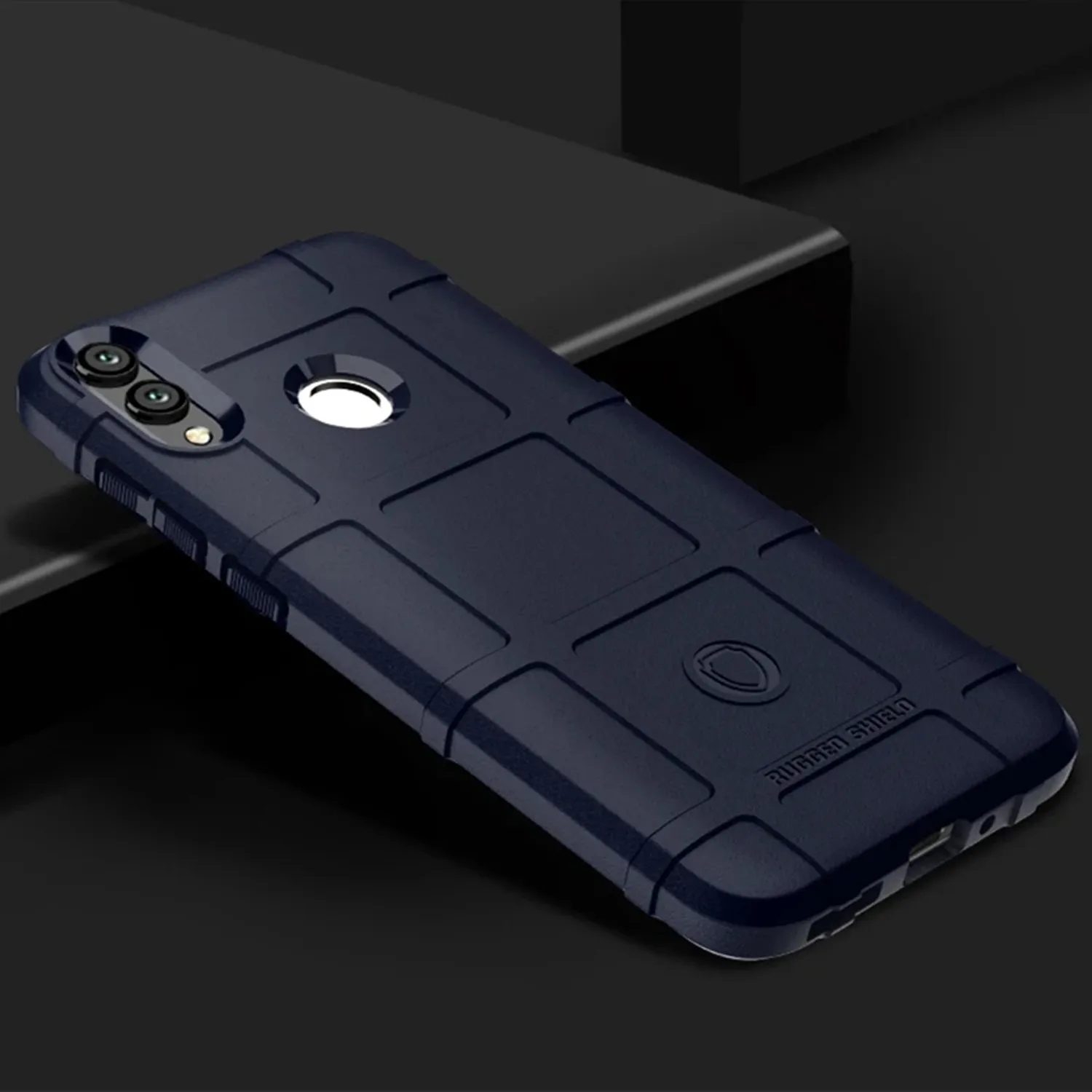 Корпус с мягкой защитой Honor 8C сейсмически - матовая задняя крышка для