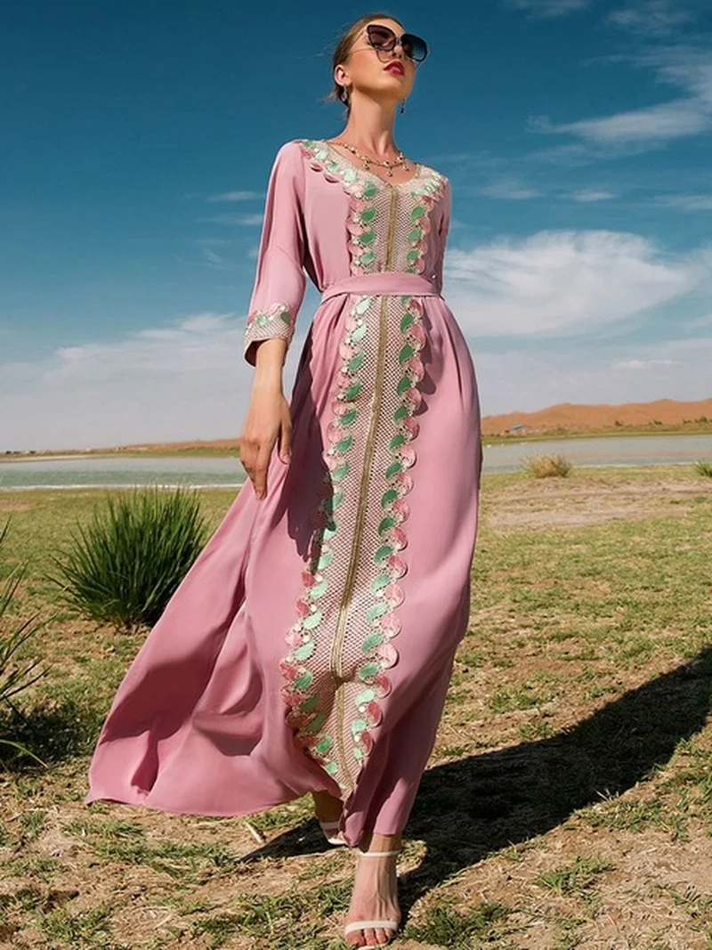 Cherry Pink Lace Embroidered Long Dress Elegant Vintage Holiday Gorgeous Gulf Moroccan Caftan Dubai Abaya Summer 2022
