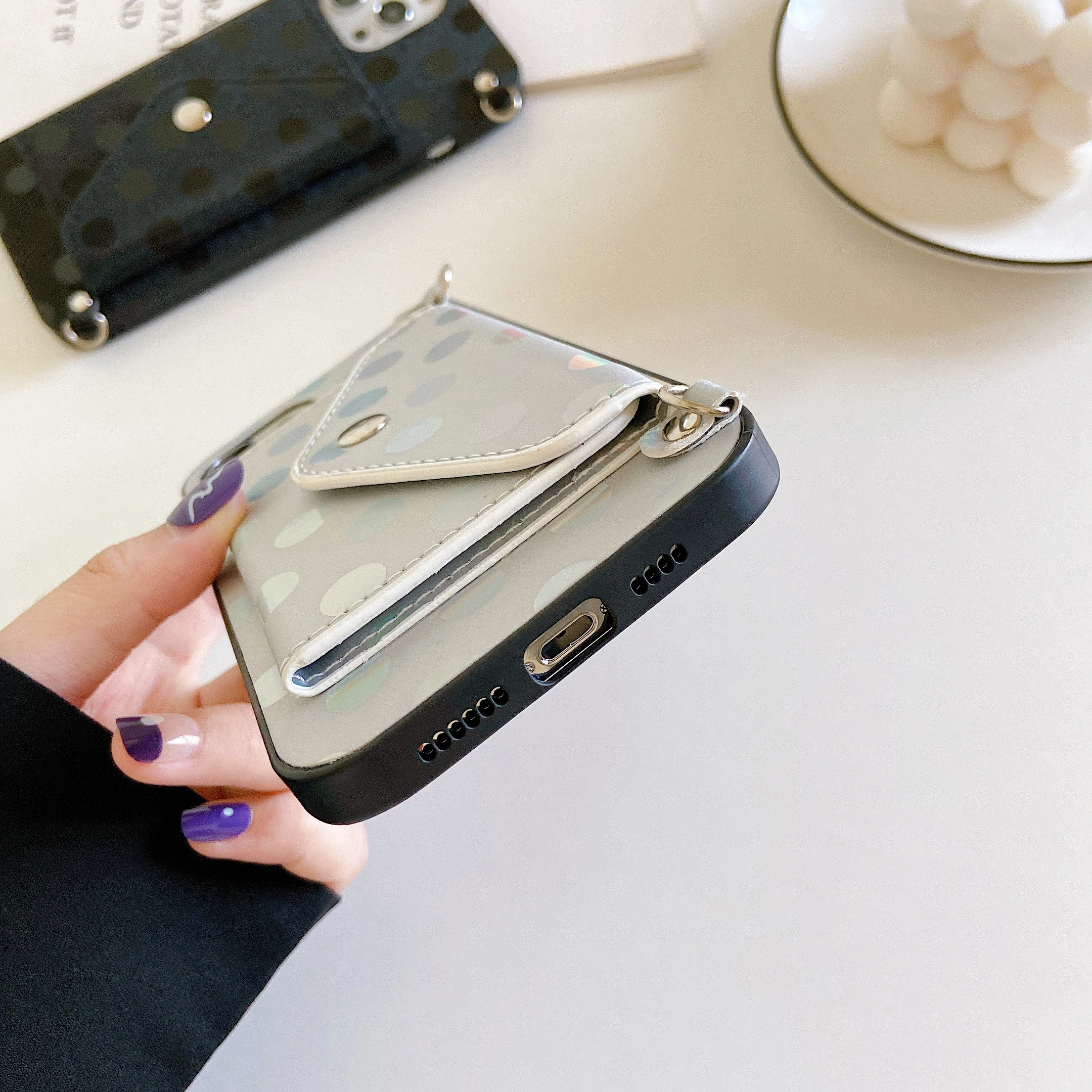 Leather Phone Case For iPhone 14 13 12 11 Pro Max XS Max XR X SE2022 8/7/6/6S Plus Card Slot Cover Coque lanyard phone case