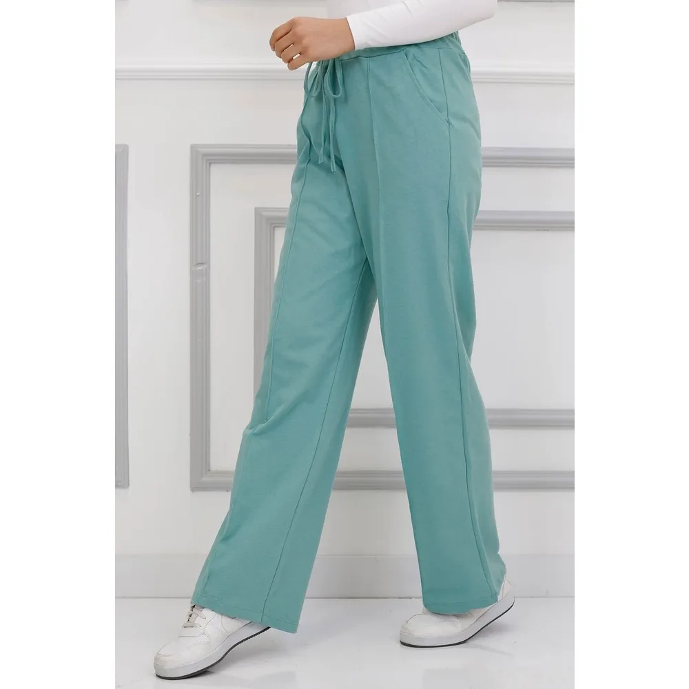 

Dorlie Image Beli Wheel Flare Pants-Mint