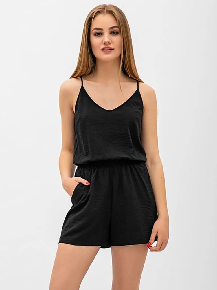 

Комплект одежды Linad женский из 2 предметов, повседневный топ на бретелях-спагетти с V-образным вырезом и шорты, с вырезами, на лето, 2022