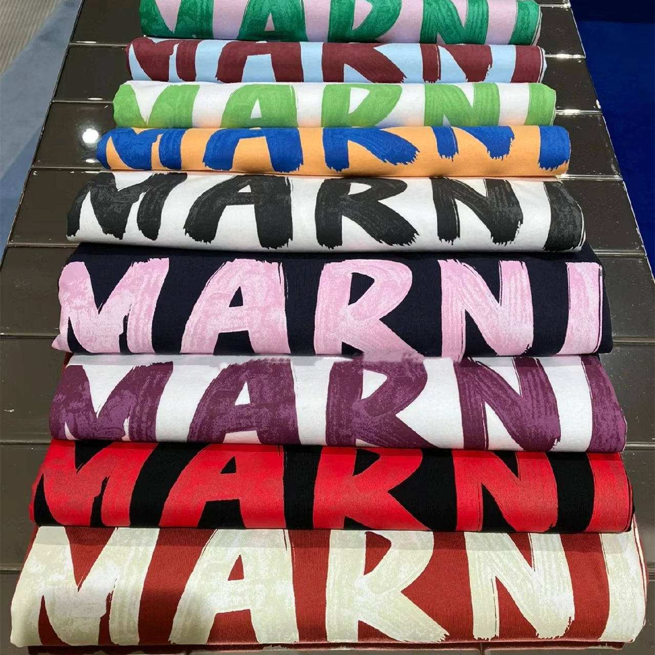 

Marni T-Shirt Men Women 1:1 Top Quality Round Neck T Shirt Fashion Solid Classic Tee