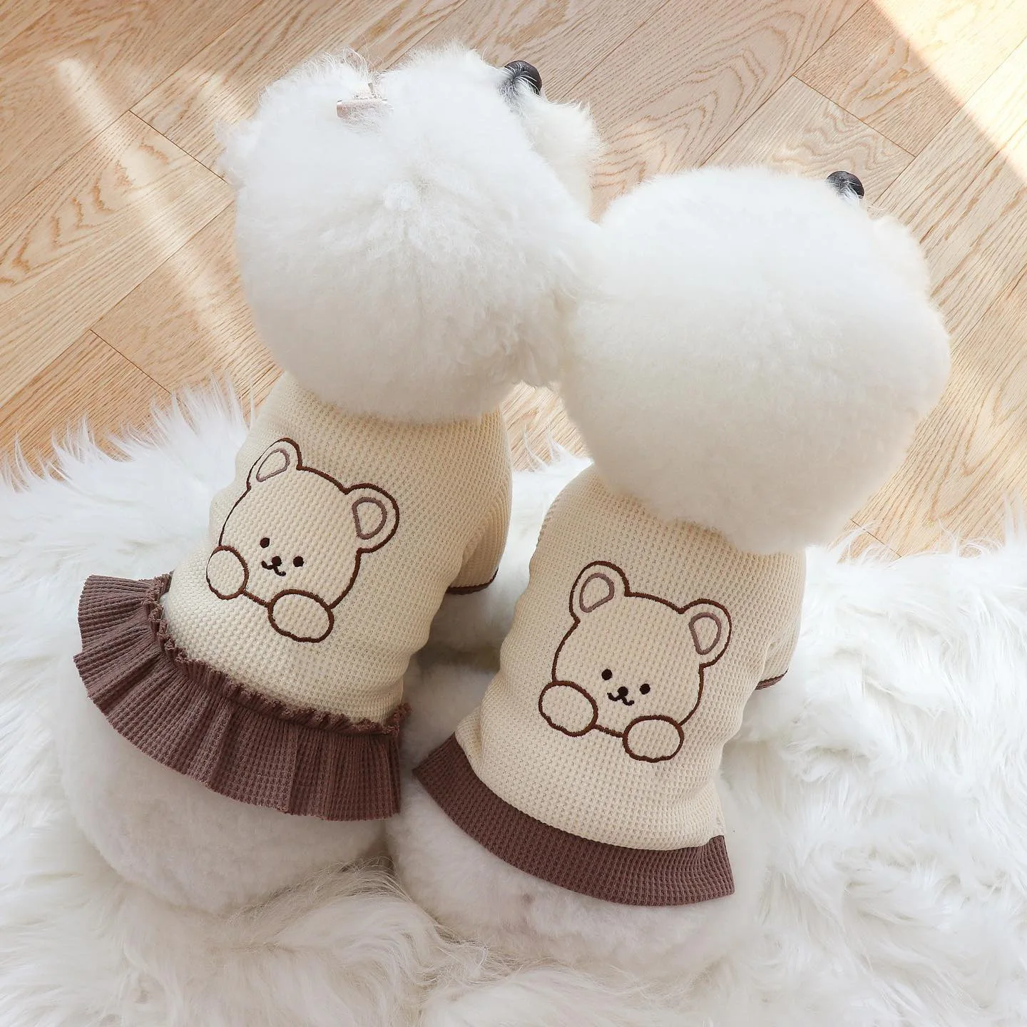 

INS Spring and Summer Bear Couple Embroidery Dog T-shirt Skirt Pet Clothing Clothes Puppy Clothes Girl Summer Pet Clothes