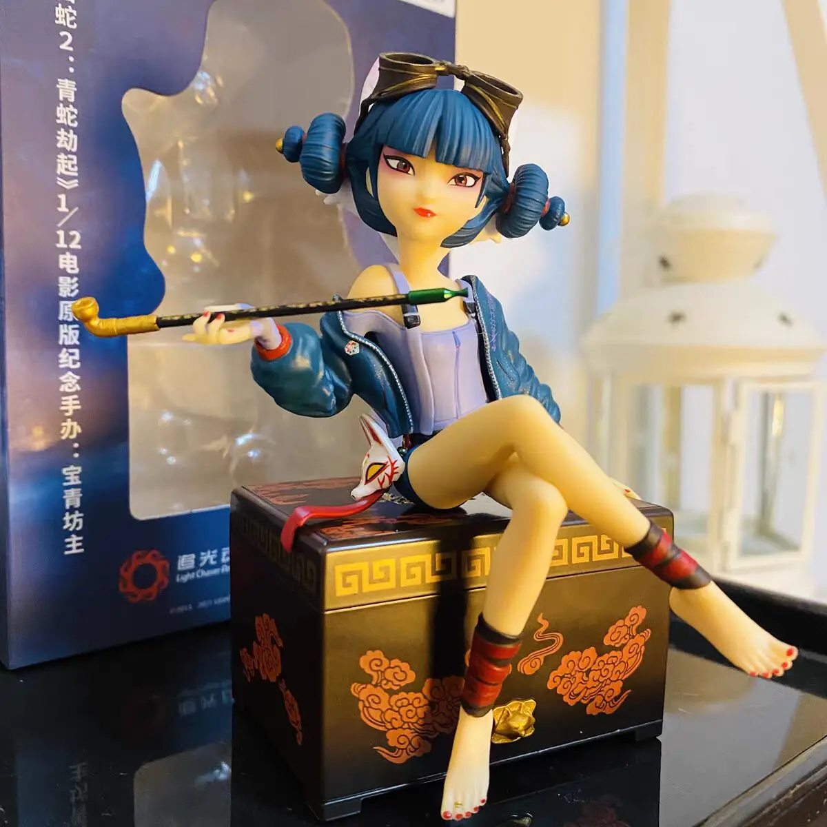 

Официальная копия фильма «Зеленая змея грабита» является моделью украшения Площади Баоцин