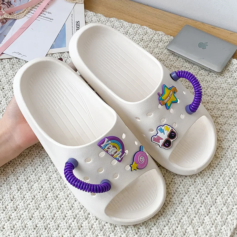 

2021 Summer New Hole Shoes Female Indoor Bathroom Non-slip Thick-soled Slippers Couple Beach Shoes Male Household Garden Shoes