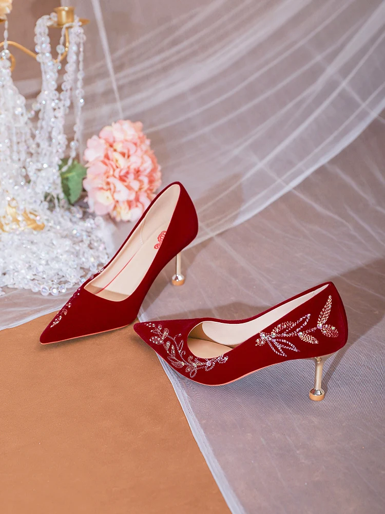Chinese Wedding Shoes Women's Winter 2021 New Embroidered Bride's Shoes Red High Heels Suede Stiletto Shoes Clothing Shoes