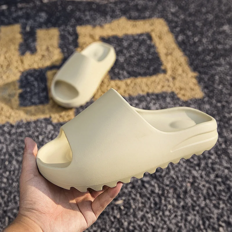 

2022 Summer Women And Man Slippers Non-Slip Thick Sole Platform Shoes Indoor Bathroom EVA Sandals Couple Outdoor Beach Slippers