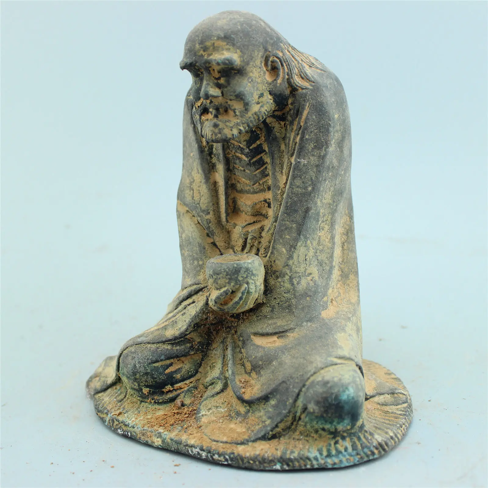 

Античная статуя из старой бронзы, буддистская семейная статуя Сакьямуни, Дамо, асцетизм, Будда