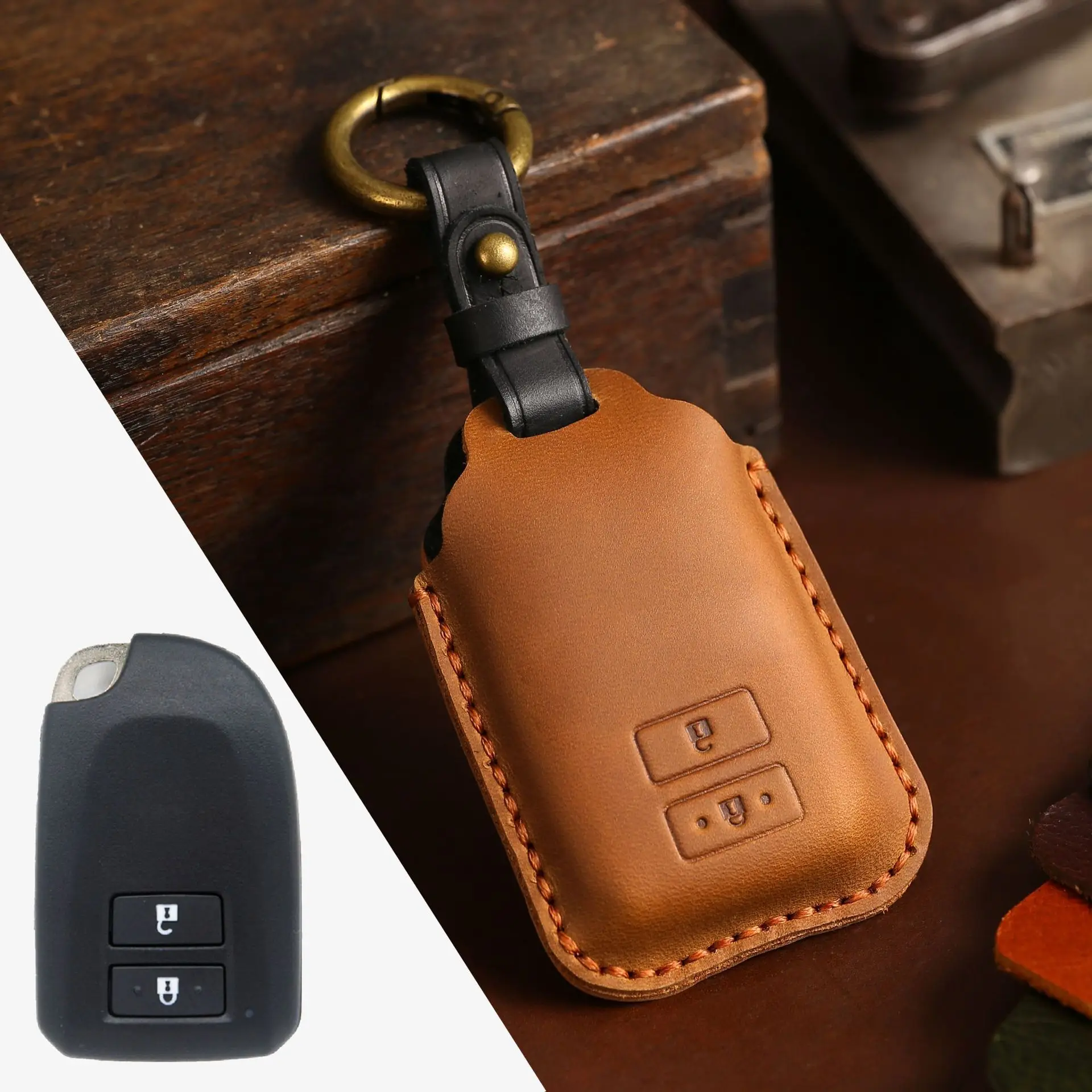 

suitable for Key Cover For Toyota Key Case Yaris Leather Car Keychain Protector