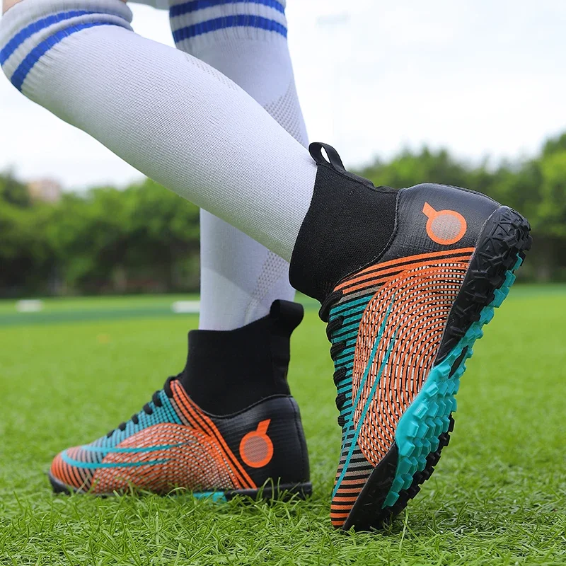 Мужские футбольные бутсы