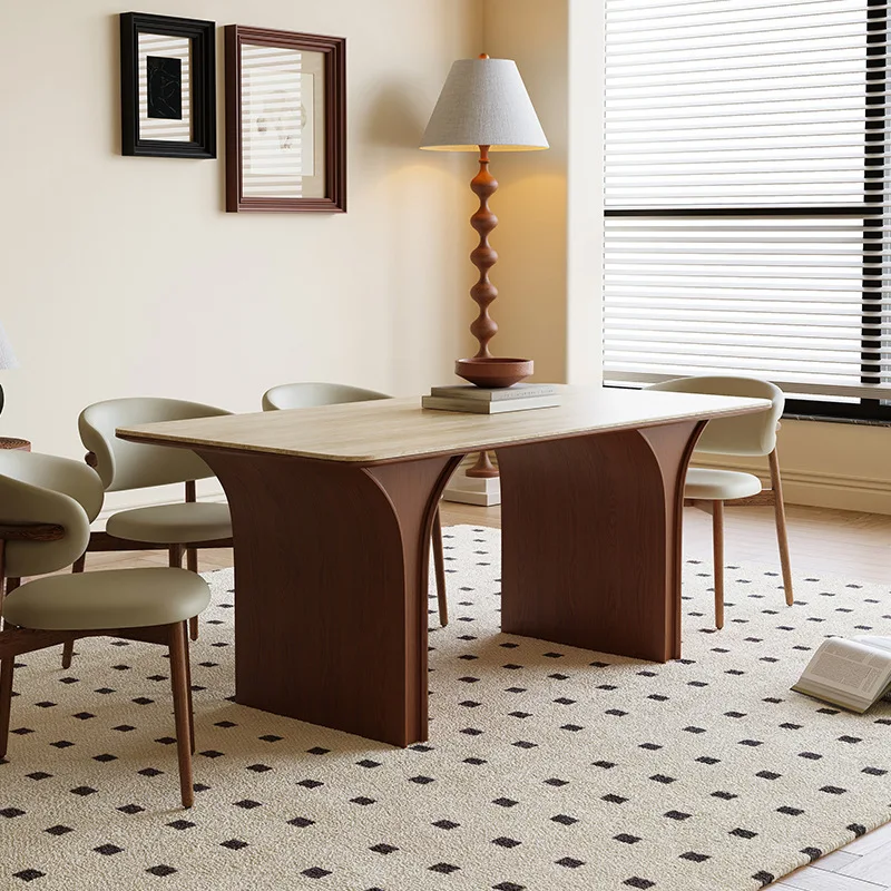 Французский винтажный обеденный стол в минималистском средневековом стиле