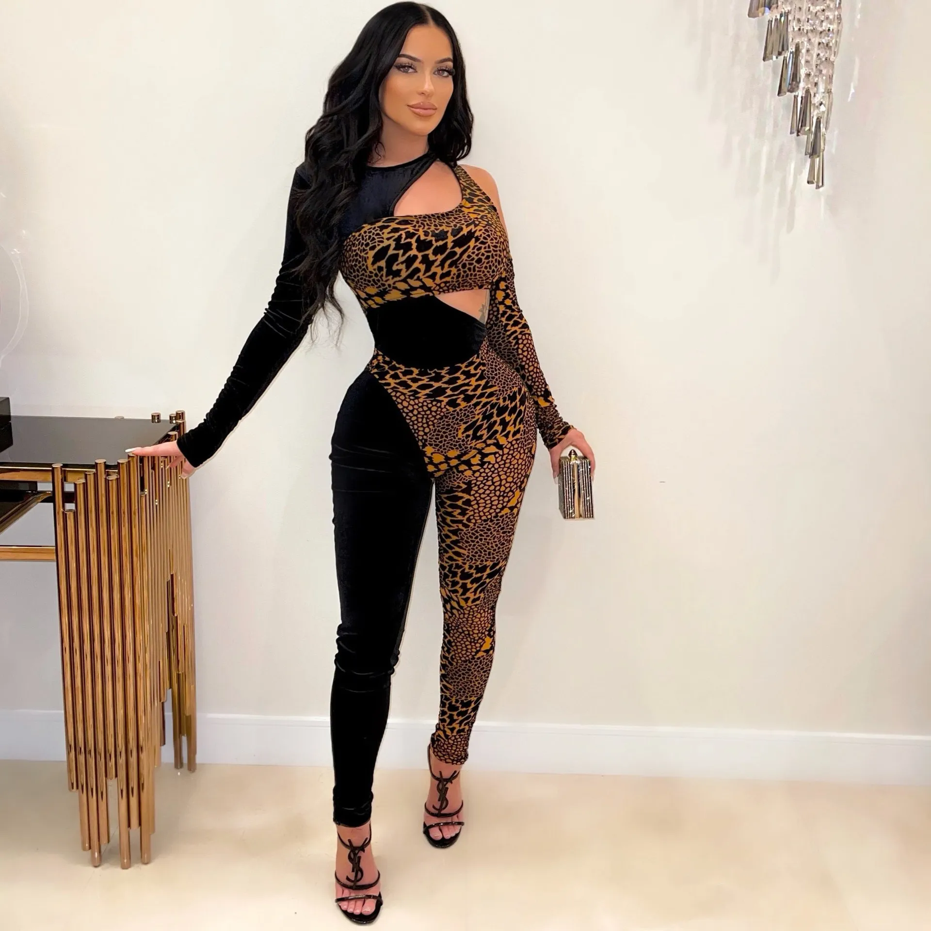 

Женское боди с длинным рукавом и принтом