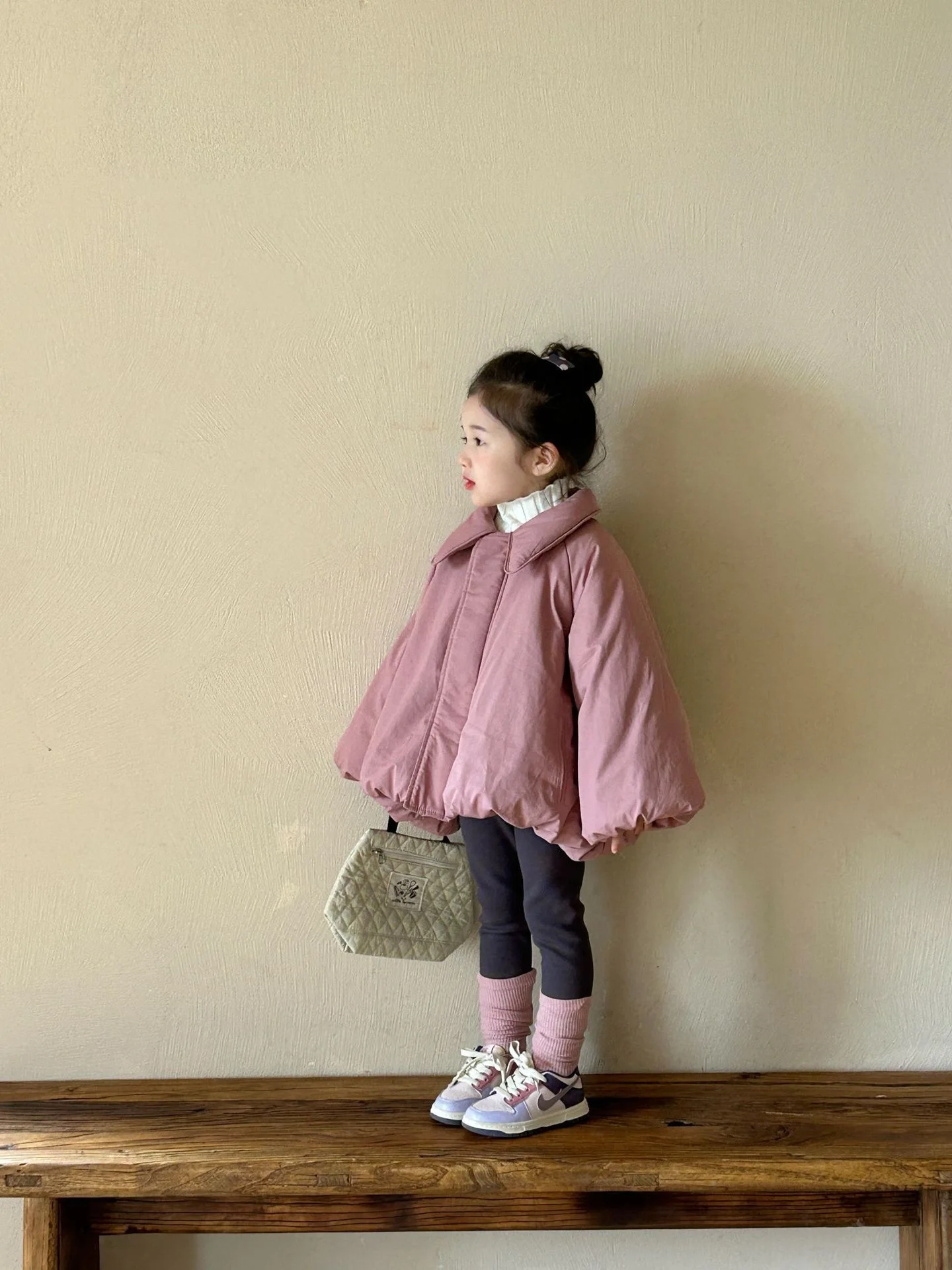 Пальто для девочек новинка 2024 зимняя детская одежда корейская юбка маленьких