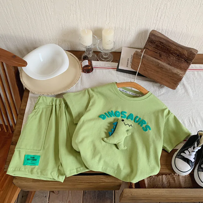 

Футболка с коротким рукавом и шорты для мальчиков 2-8 лет