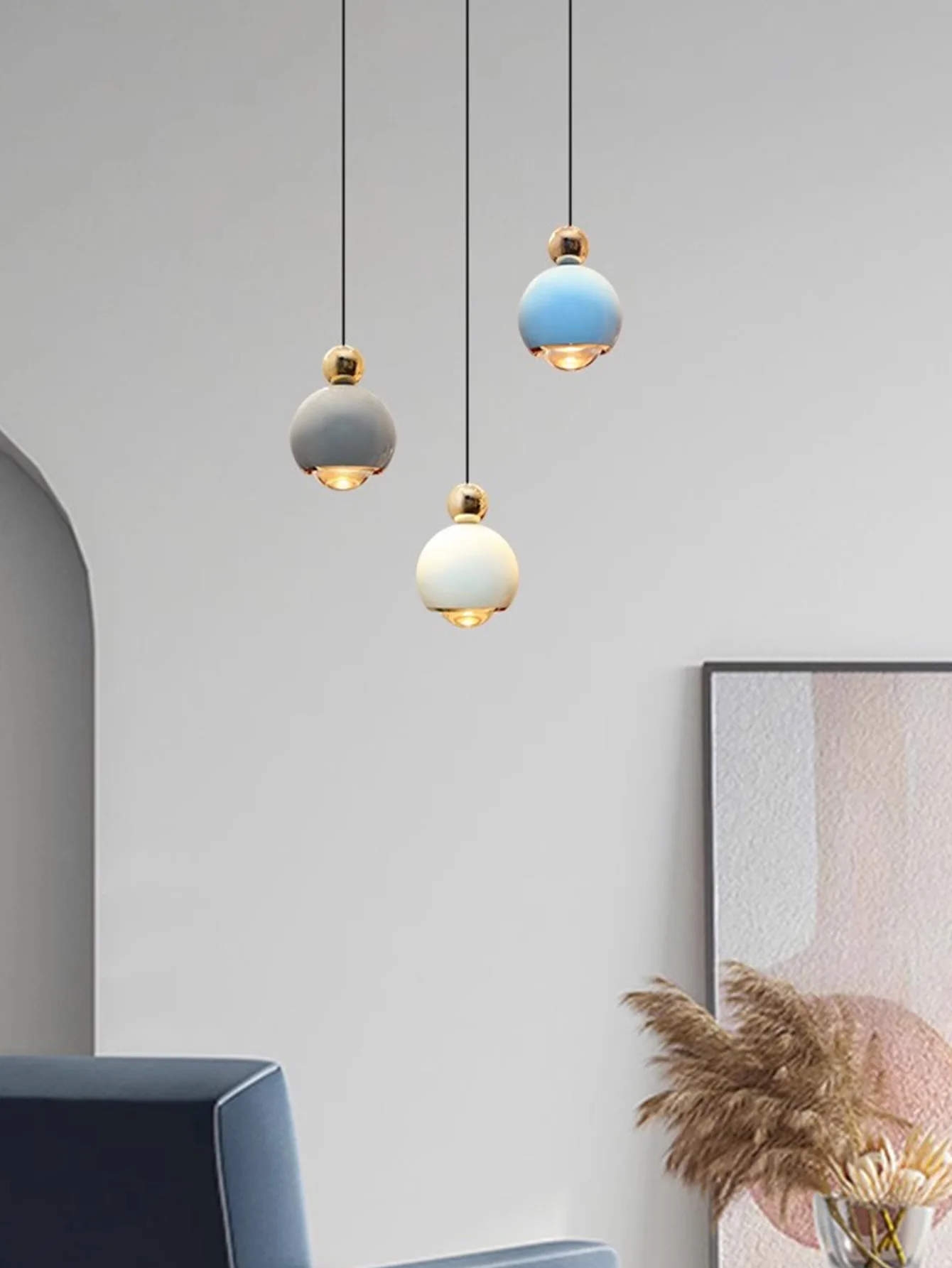 Белый/оранжевый/синий алюминиевый подвесной светильник со стеклянным зеркалом