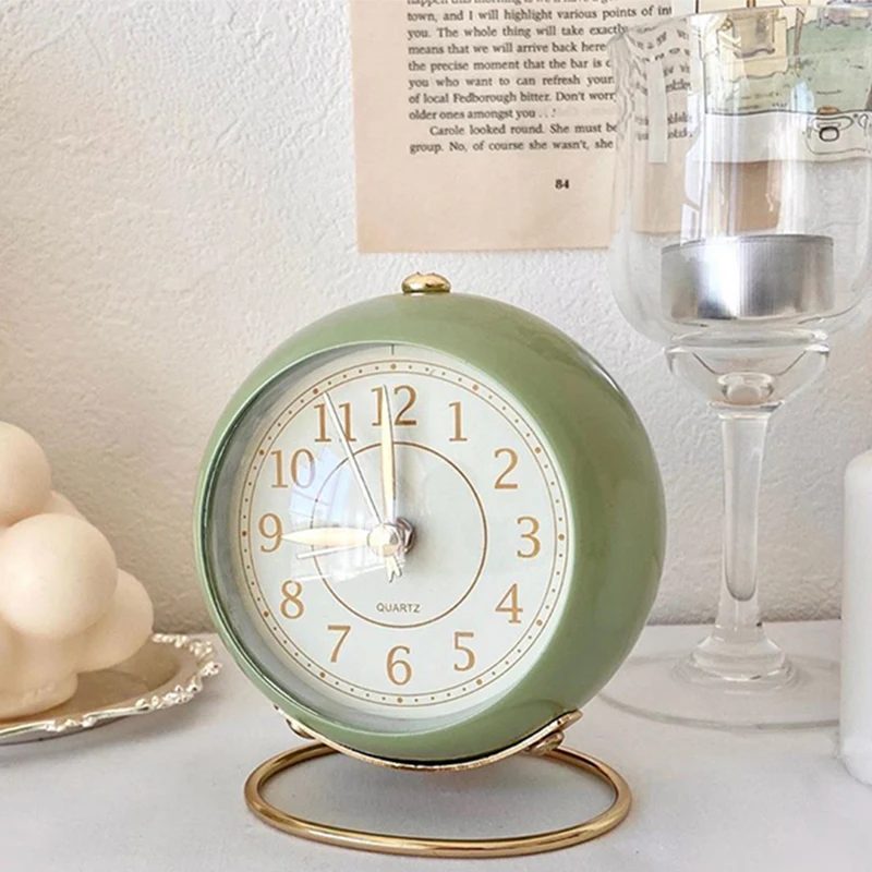 Vintage Desk Clock Silent Pointer Clocks Desk Clock Bedroom Decoration Digital Clock Bedside Home Decor