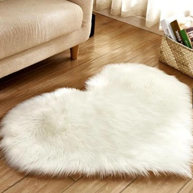 

Love Heart Shaped Rugs Imitation Wool Shaggy Carpet Mat Living Room Bedroom Floor Decor Soft Anti-Skid Carpets