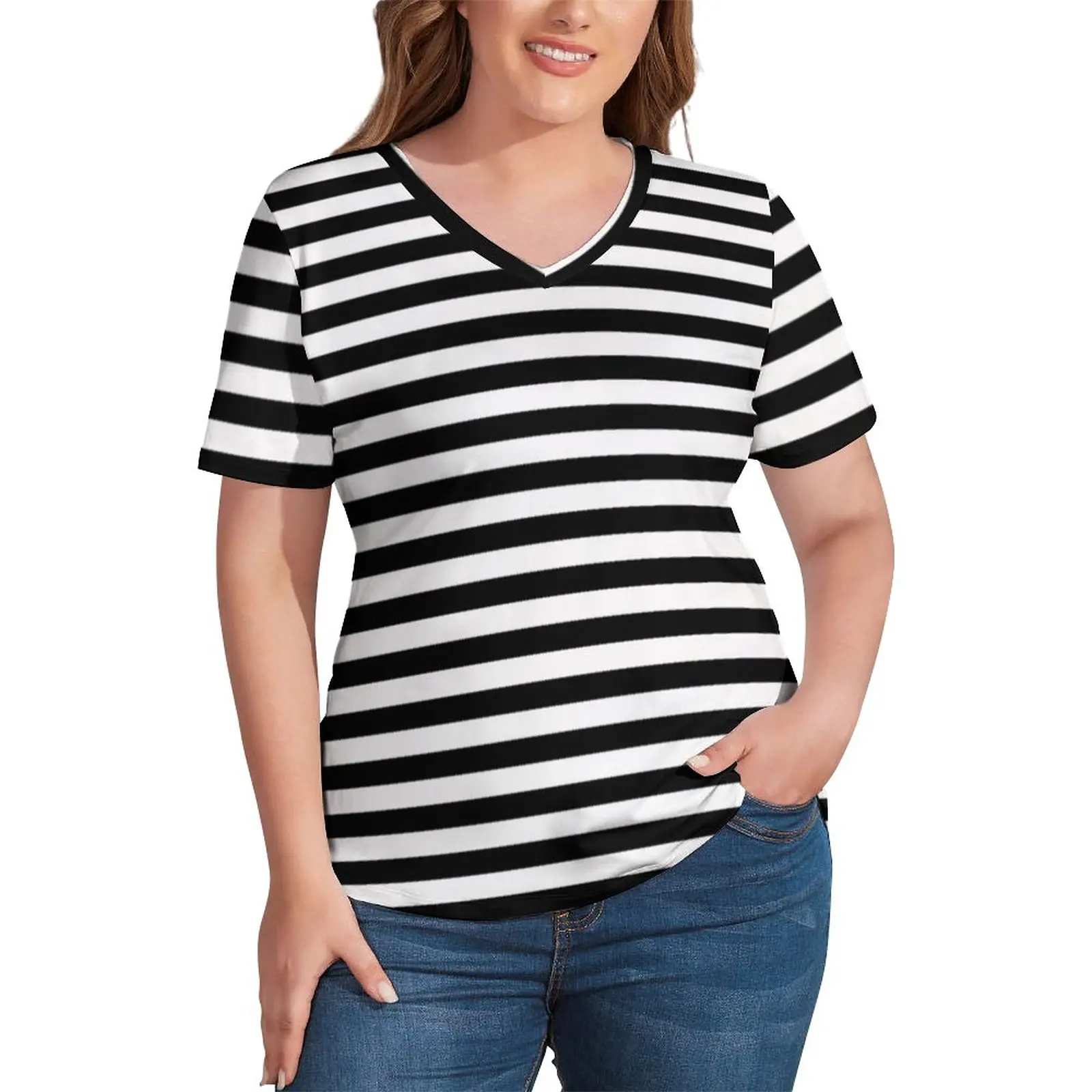 

Black Stripes T-Shirt Horizontal Stripe Pattern Pretty T Shirts V Neck Short Sleeve Tops Women Street Style Tops Plus Size 4XL