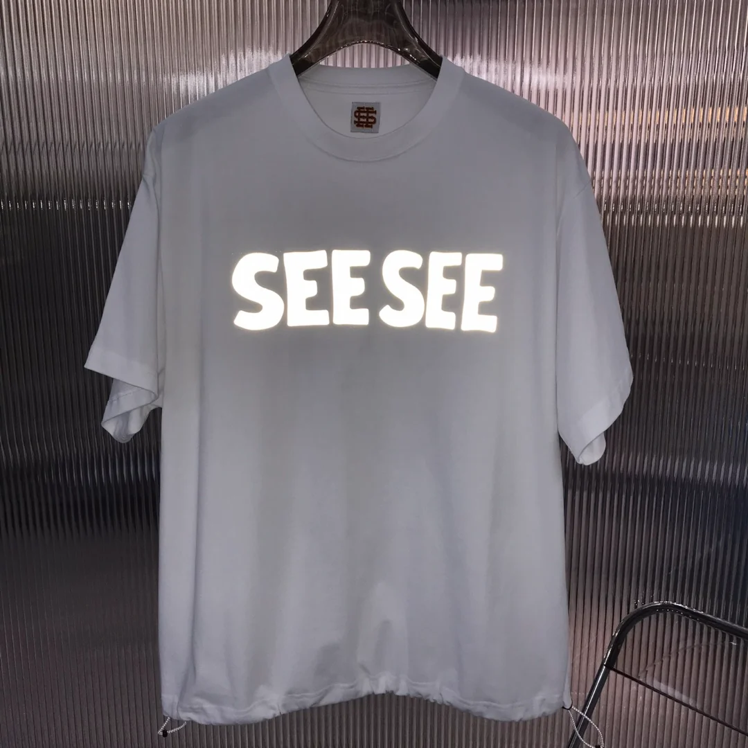 

2023ss SEESEE Reflective Logo Oversized T-shirt Casual Cotton Top Tees Men and Women T-shirt Streetwear Clothes Clothing